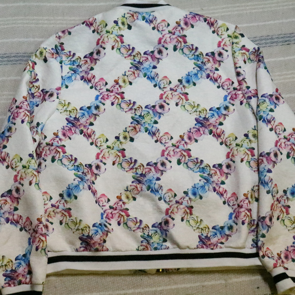 NWT Lucca Couture Floral Baseball Bomber Jacket - Picture 5 of 8